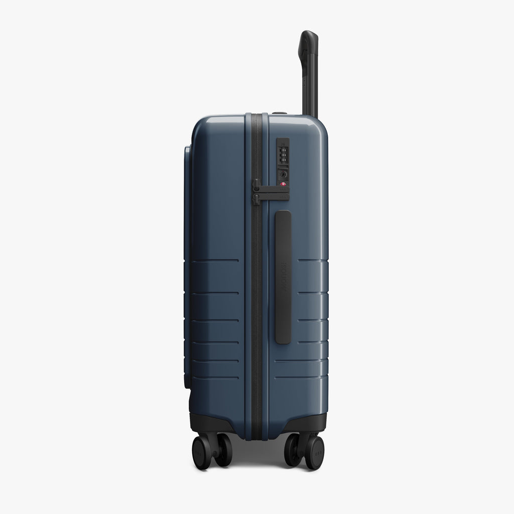 Carry-On Pro
