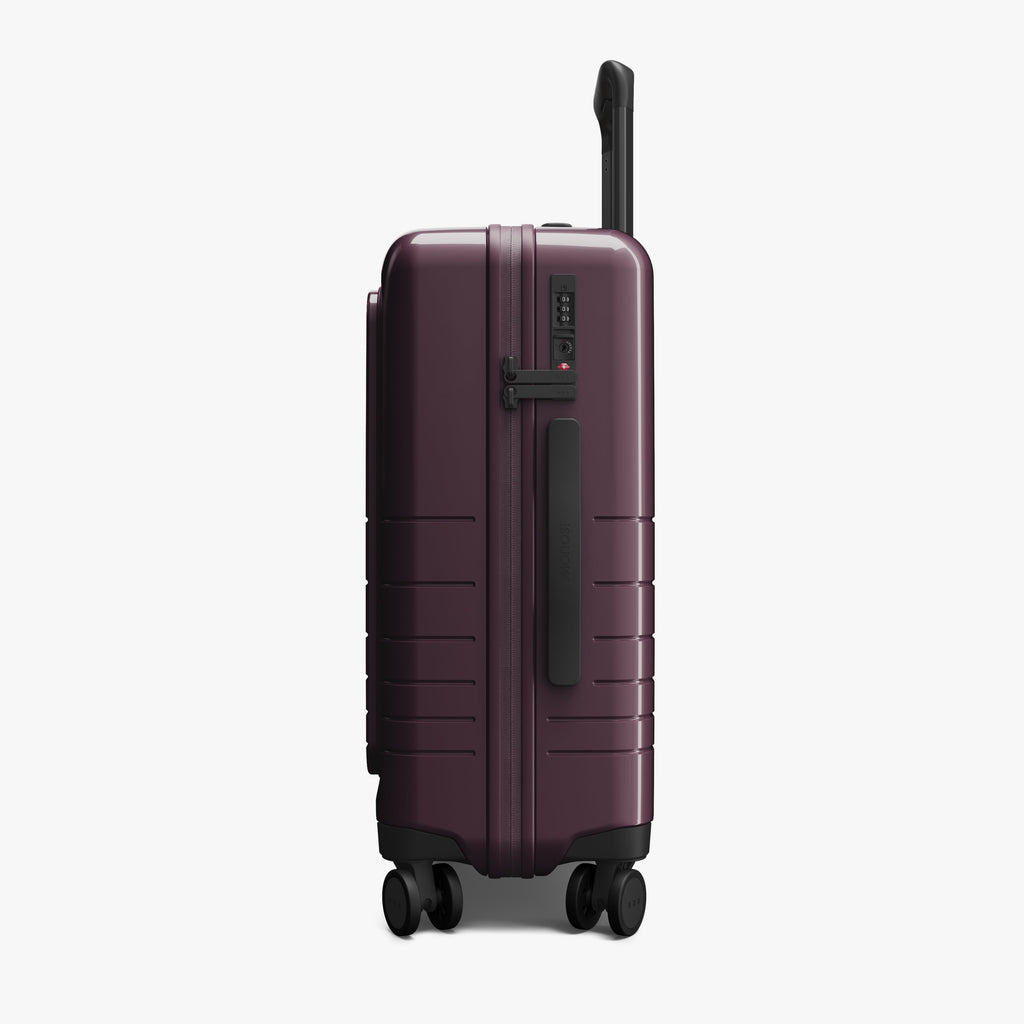Carry-On Pro