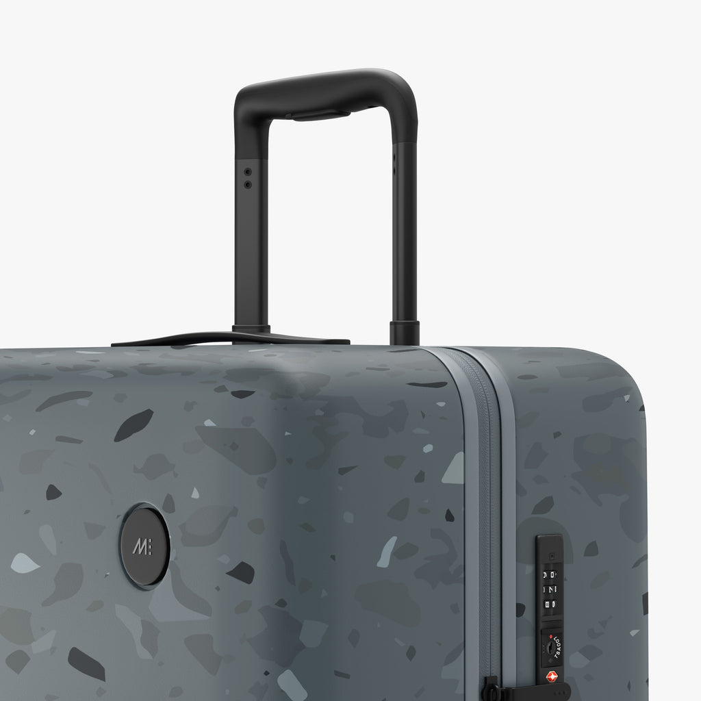 Check-In Medium