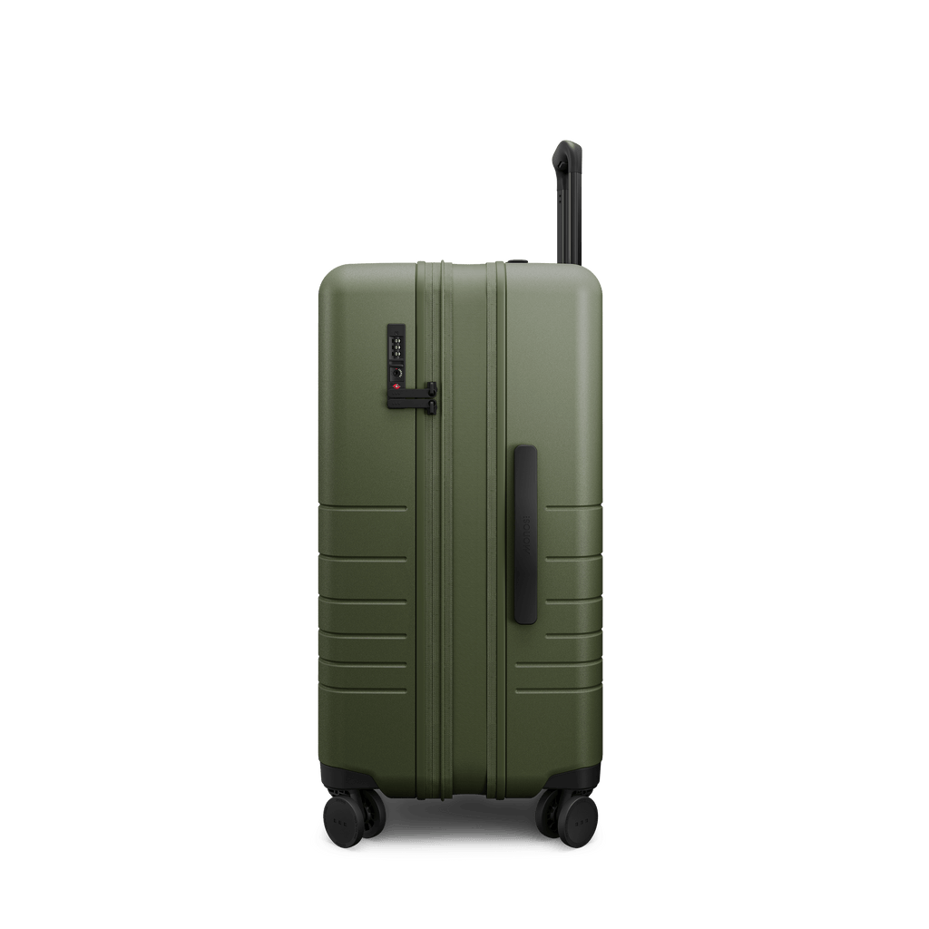 Expandable Check-In Medium