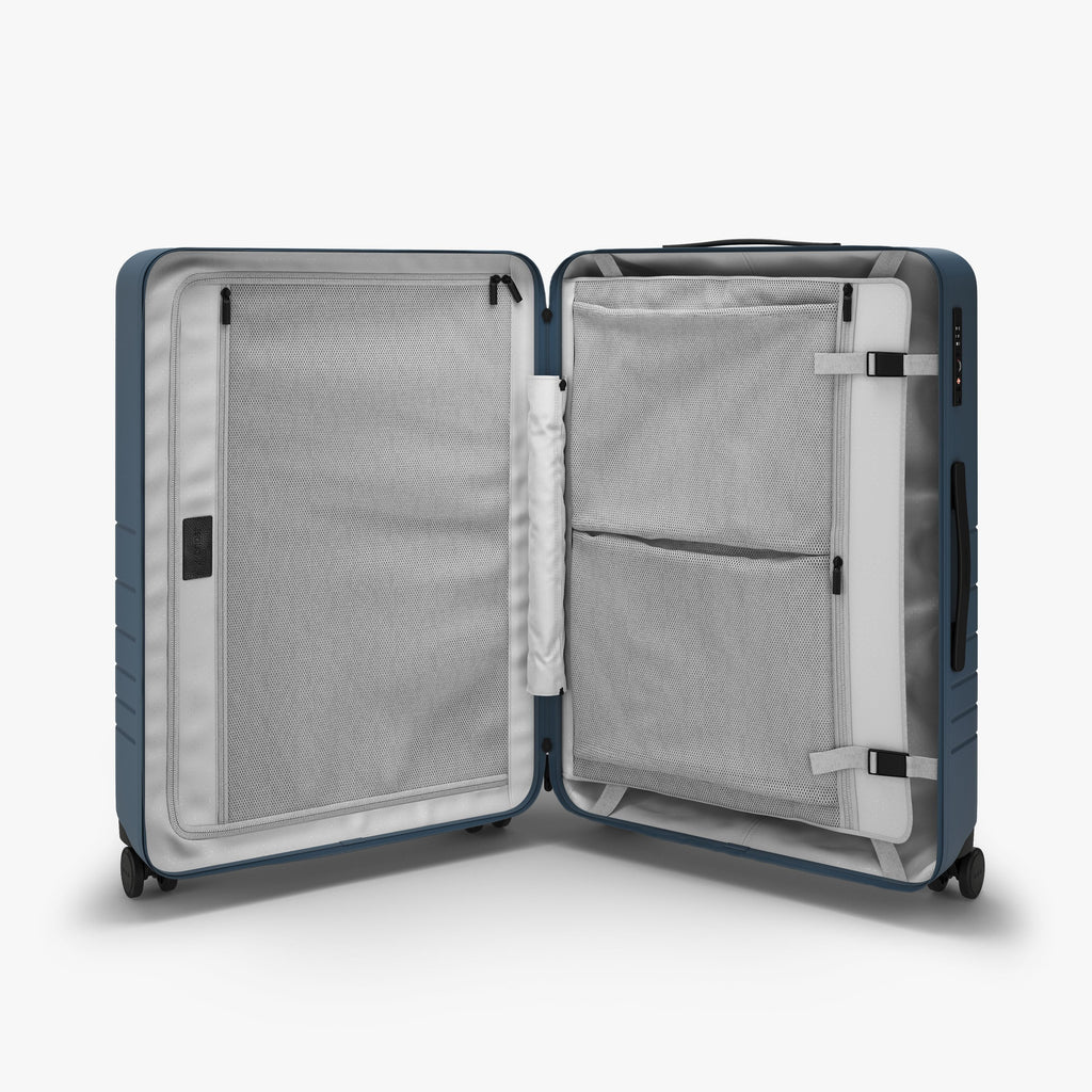 Check-In Medium